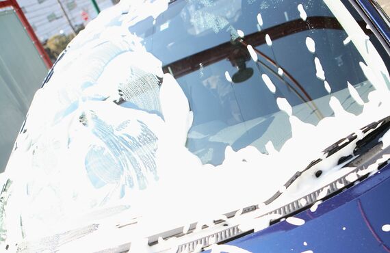 三重県内でご満足いただけるプロの洗車サービス | カーコーティングで愛車に輝きを・三重のGlanz Auto